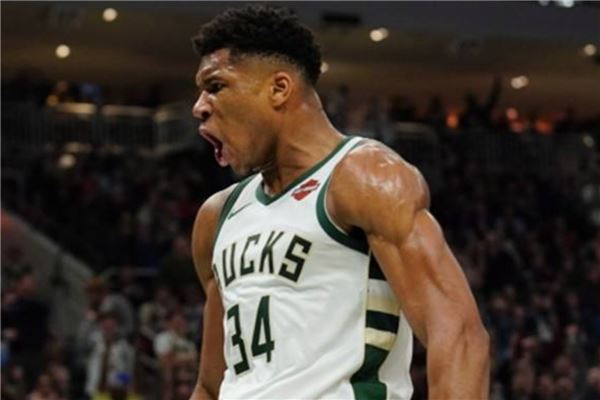 和球员的出 和球员的出